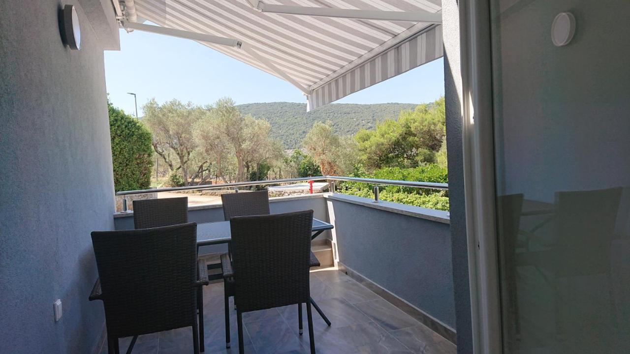 Appartement Irena à Cres Extérieur photo