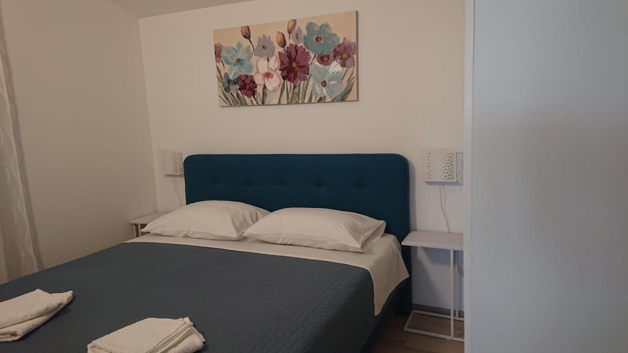 Appartement Irena à Cres Extérieur photo