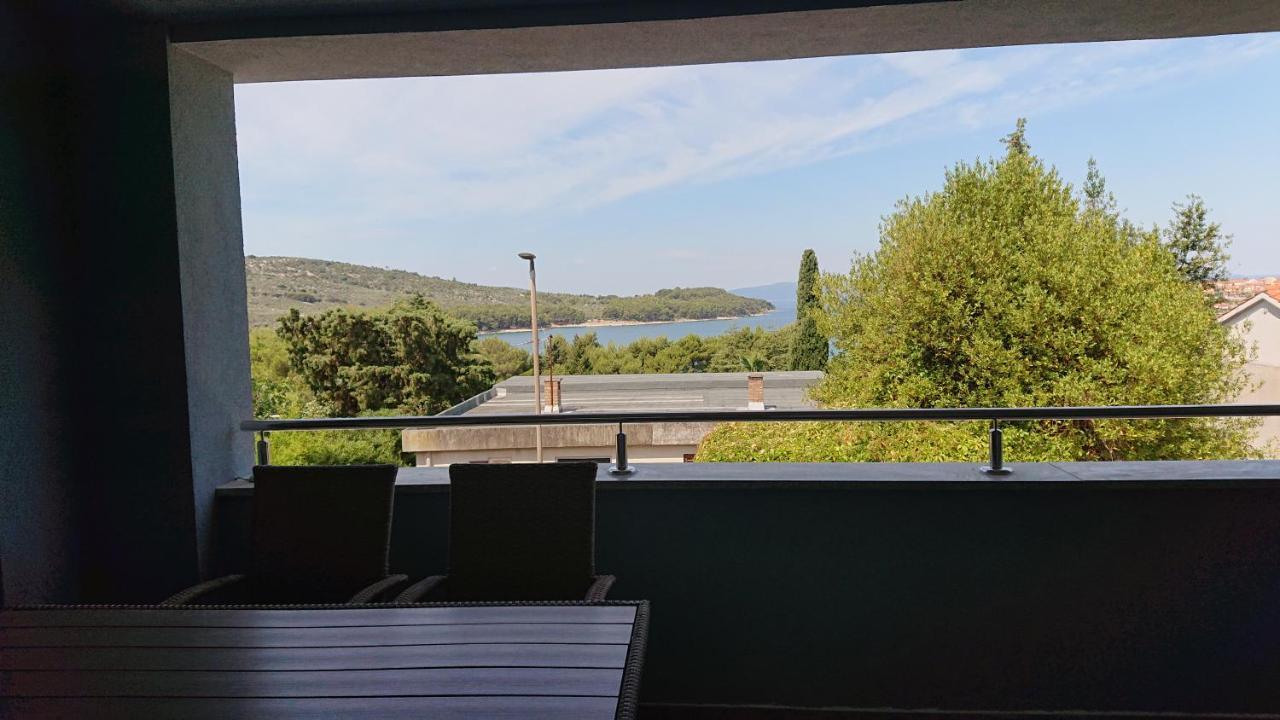 Appartement Irena à Cres Extérieur photo